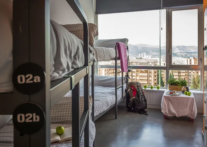 Iron Хостел Бильбао