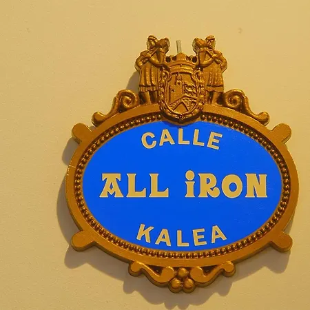 Hostal Iron *