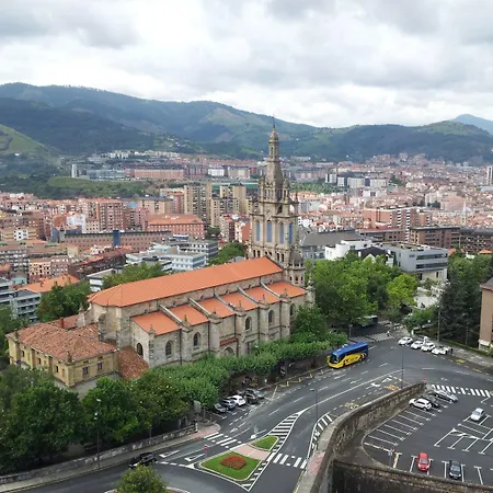 호스텔 올 아이언 빌바오