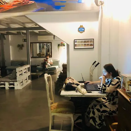 Iron Hostal Bilbao
