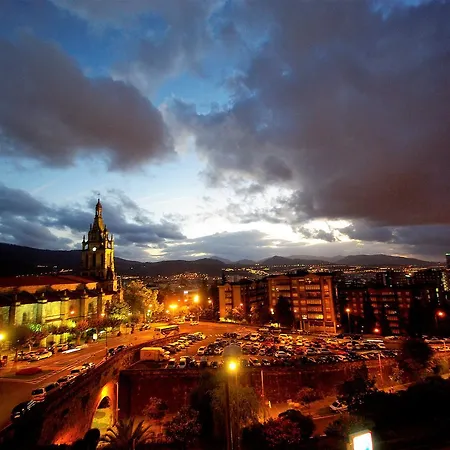 Iron Hostal Bilbao