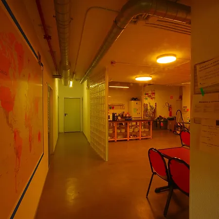 Hostel Iron